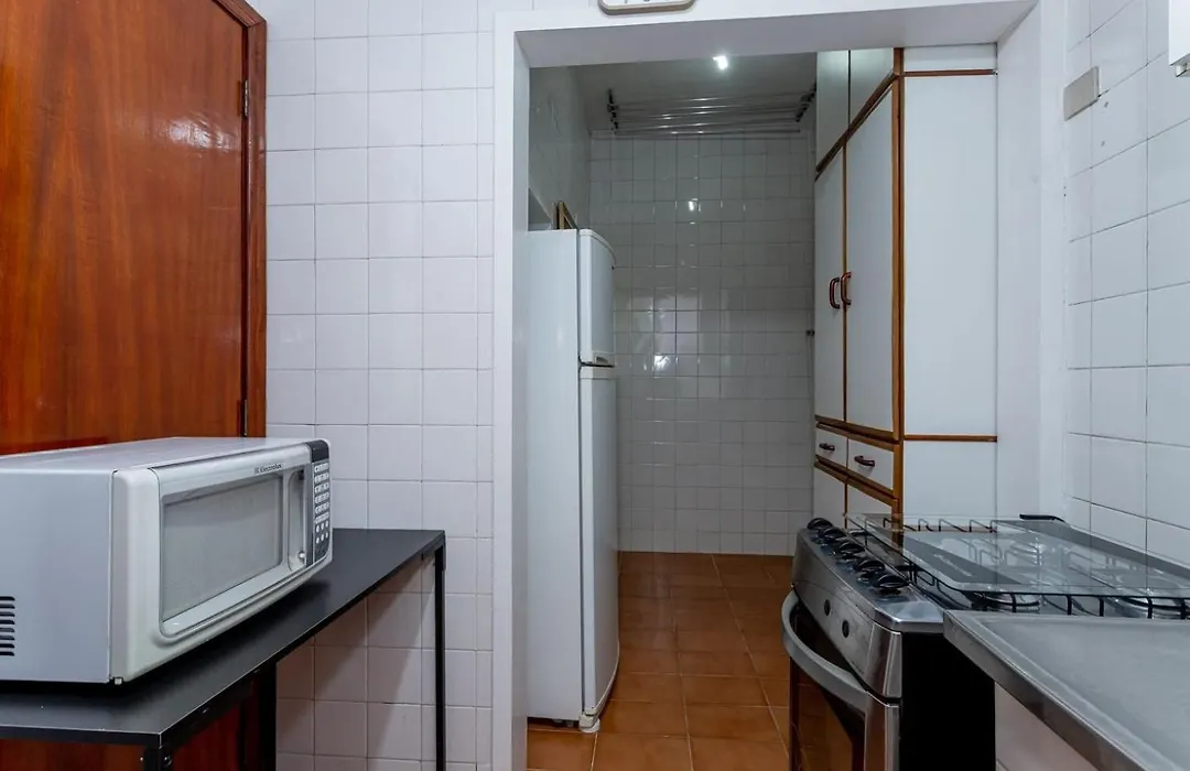 2 Qtos A 12 Min Da Praia De Copacabana|Sqc 225/605-1